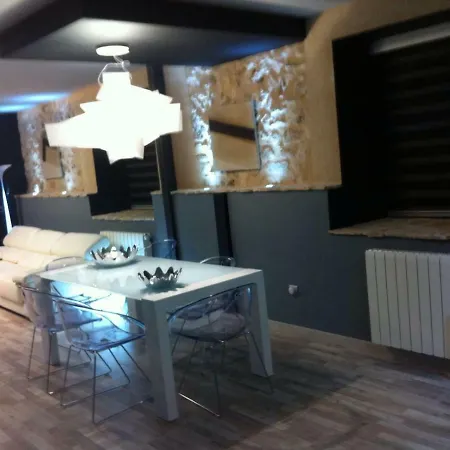 Luces Y Sombras בית כפרי *